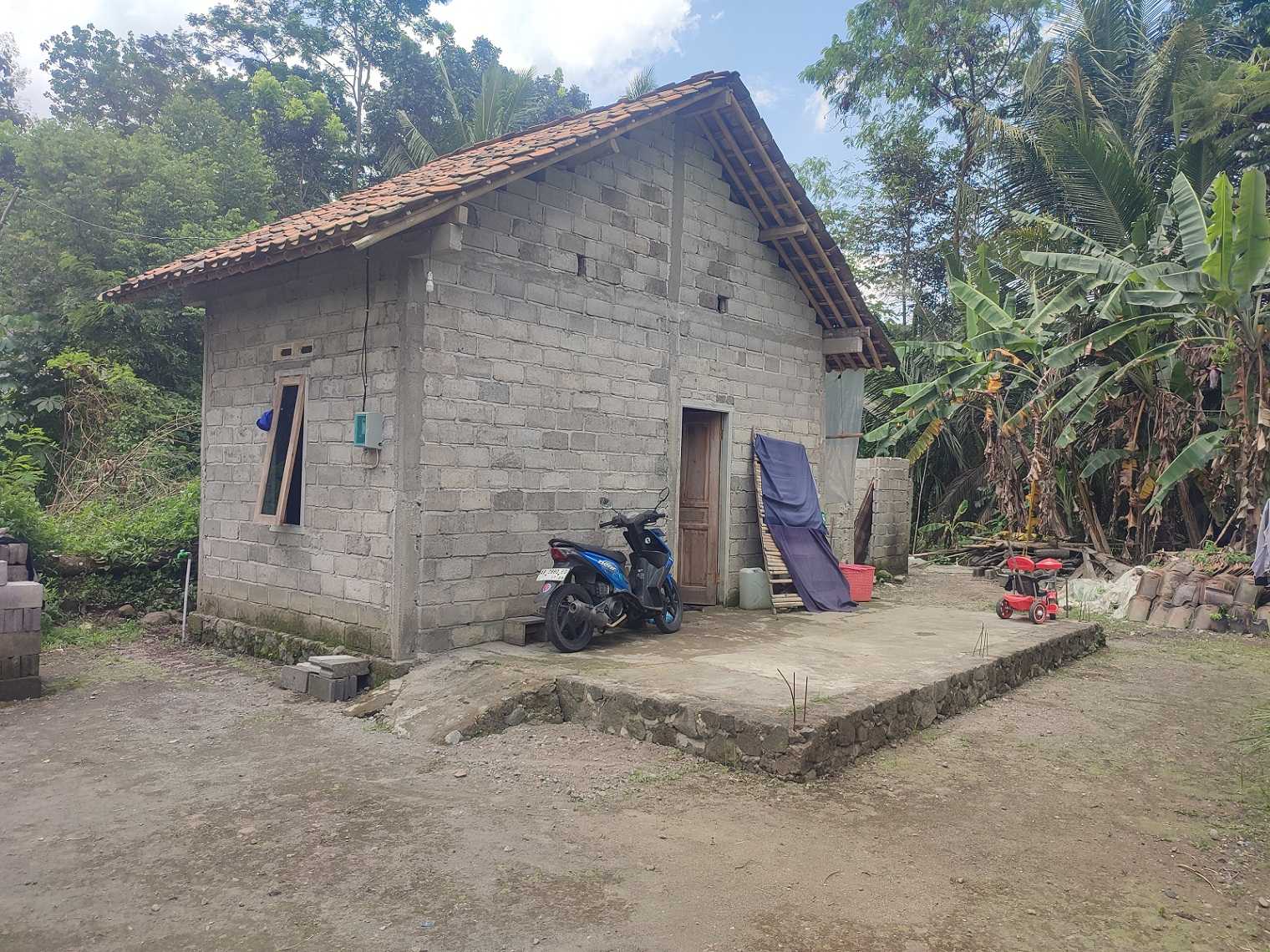 Foto Rumah 0% ADE FAJAR PREHATIN